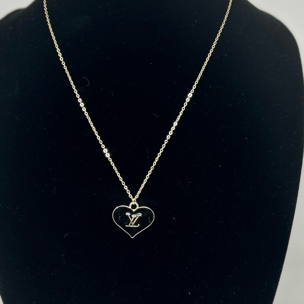 NWOT Authentic Louis Vuitton Charm on unbranded 14k chain